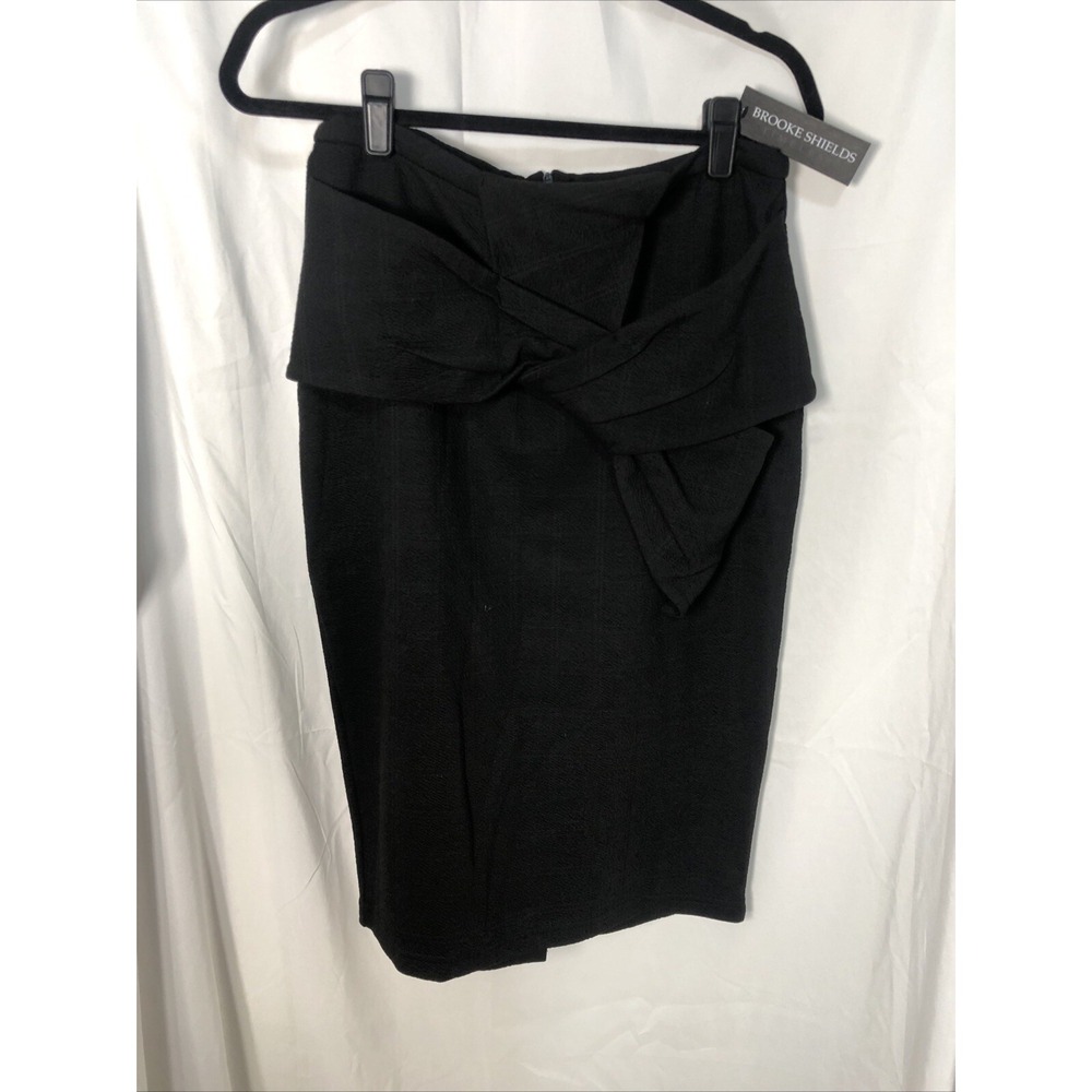 NWT Brooke Shields‎ Timeless Black Pull-On Zipper Skirt with Bow Detail - Size M